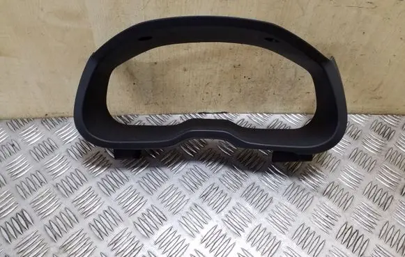 Subaru Outback Dashboard trim 66185AJ000