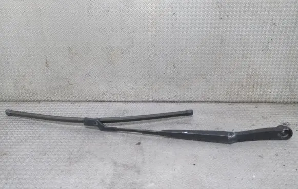 KIA Venga Windshield/front glass wiper blade 983101P000