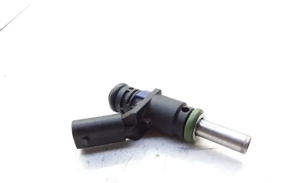 Mercedes-Benz A W169 Fuel injector A0000788749