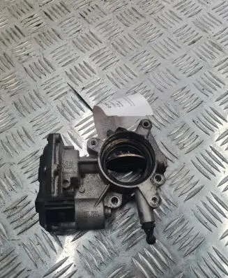 Opel Zafira C Throttle valve