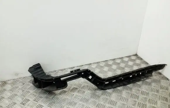 Volkswagen PASSAT B7 Bumper support mounting bracket corner 3AE807394