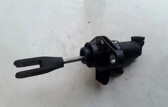 Mitsubishi Colt Clutch master cylinder a4542900004
