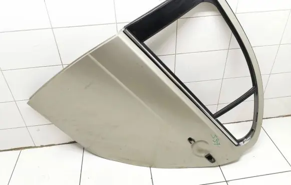 Mitsubishi Lancer VIII Rear door
