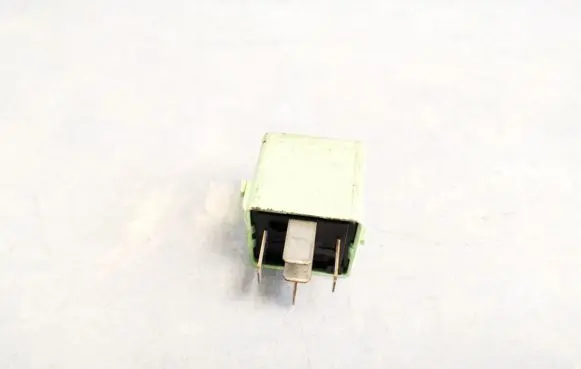 Mini One - Cooper R50 - 53 Other relay 61368373700 61.36-8373700