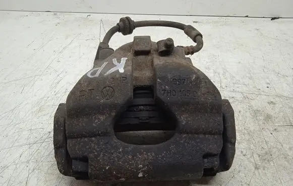 Volkswagen Transporter - Caravelle T5 Front brake caliper 7H0105D