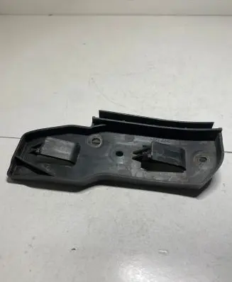 Volkswagen PASSAT B5.5 Front bumper mounting bracket 3B0807183E