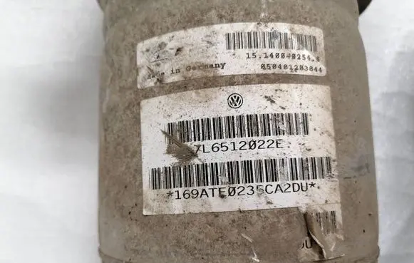 Volkswagen Touareg I Air suspension rear shock absorber 7L6512022E