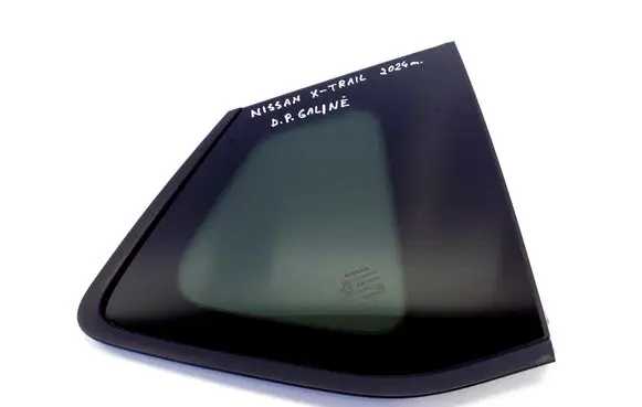 Nissan X-Trail T32 Rear side window 833006RA0A
