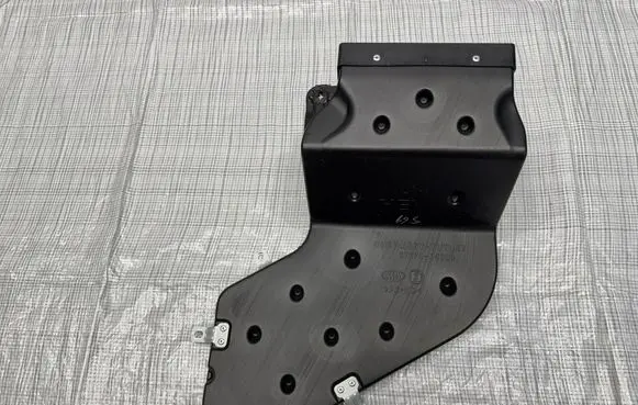 KIA Sorento IV Cabin air duct channel 37573-P4000