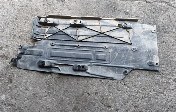 Opel Grandland X Side bottom protection 9827725580