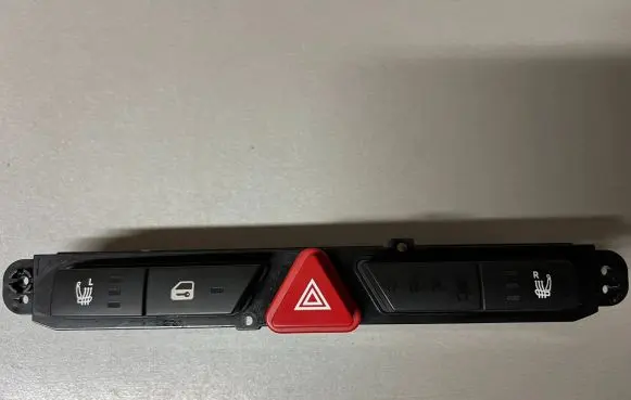 KIA Ceed Hazard light switch 937001H000 202006302 937001H010