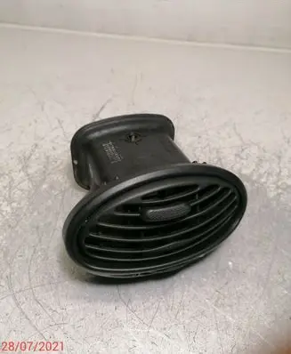 Ford Focus Dash center air vent grill 98AB19893