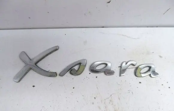 Citroen Xsara Picasso Manufacturers badge/model letters 