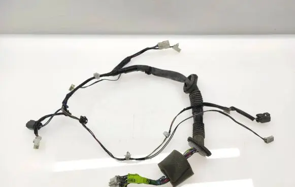 Subaru Outback Front door wiring loom 81821AG140