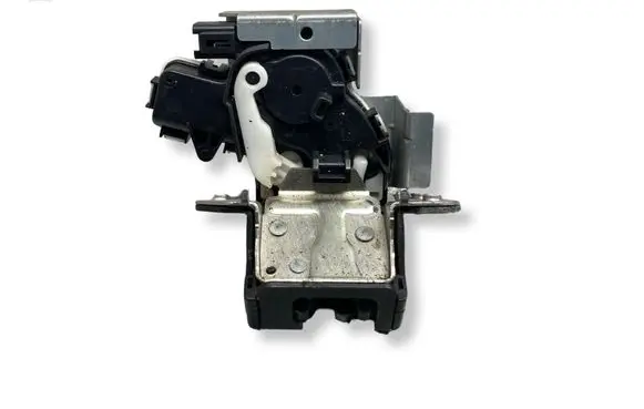 Mazda 3 II Tailgate/trunk/boot lock/catch/latch