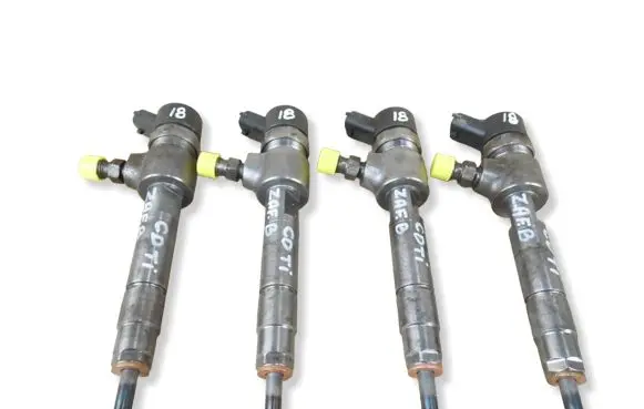 Opel Zafira B Fuel injector 0445110165
