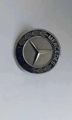 Mercedes-Benz CLS C218 X218 Manufacturer badge logo/emblem A2188170116