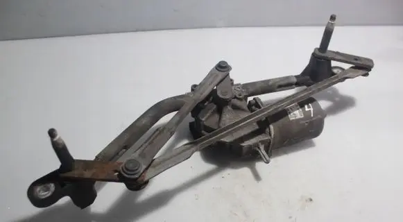 Alfa Romeo Mito Front wiper linkage and motor