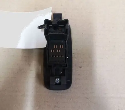Nissan Qashqai Electric window control switch 25411BR00A