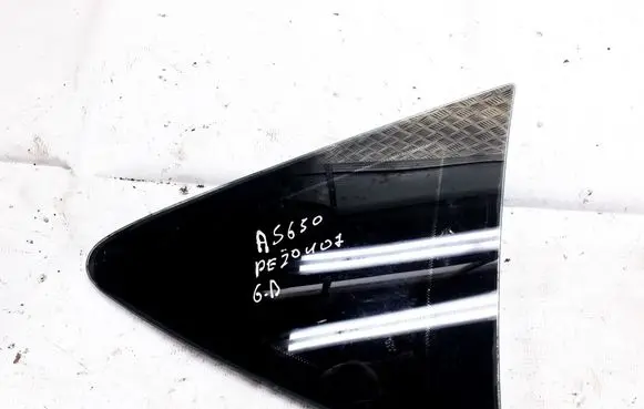 Rear side window