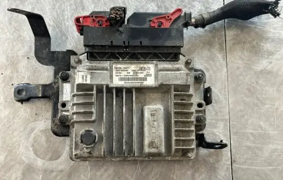 KIA Rio Engine control unit/module 391302A271