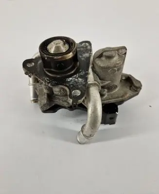 Skoda Octavia Mk3 (5E) EGR valve 04L131501S