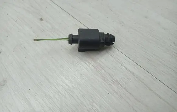 Audi A4 S4 B8 8K Outside/exterior temperature sensor 
