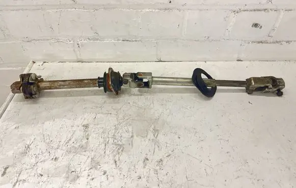 Ford Mustang V Steering column universal joint 4R333C662AB