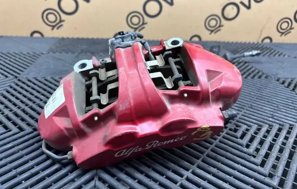 Alfa Romeo Giulia Front brake caliper 83731