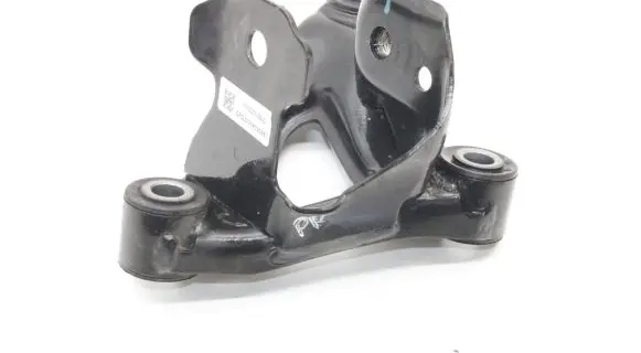 Tesla Model Y Engine mounting bracket 111023300C