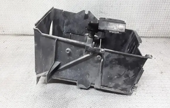 Volvo V50 Battery box tray 