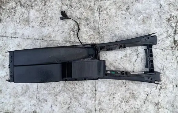Mercedes-Benz C AMG W204 Other interior part A2016800150