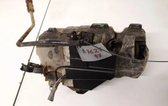 Citroen C5 Power steering pump 9657739080 067113b6