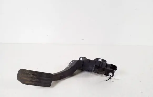 Volvo V60 Accelerator throttle pedal 31329059