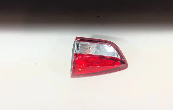 Renault Clio IV Tailgate rear/tail lights 20535748