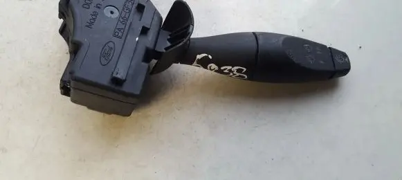 Ford Focus Wiper control stalk