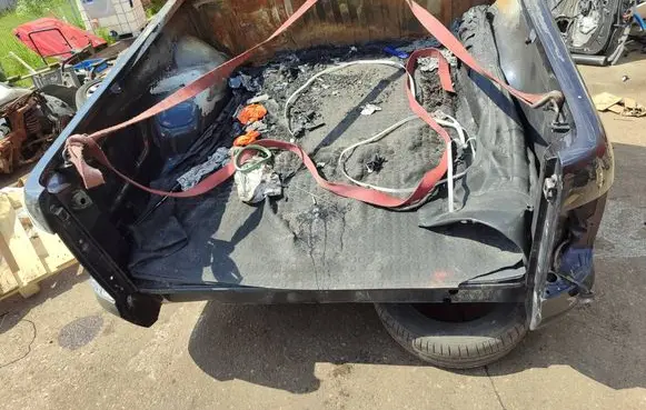 Volkswagen Amarok Pickup box 