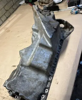 BMW 5 F10 F11 Oil sump 7556663 AC46000 13992010