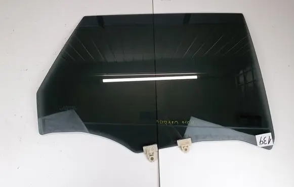 Nissan Murano Z50 Rear door window glass 43R00073