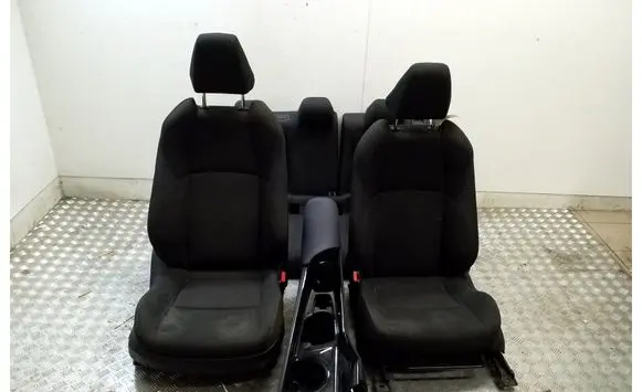 Toyota C-HR I Interior set 