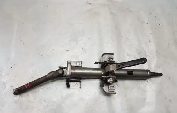 Mitsubishi Outlander Steering wheel axle