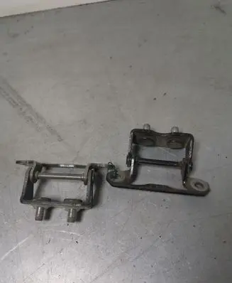 Subaru Forester SJ Loading door hinge set 39A