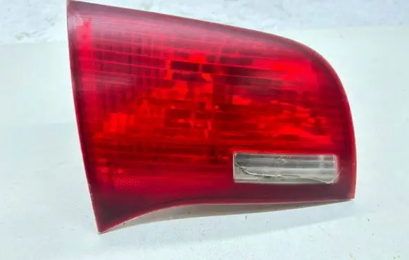 Audi A6 S6 C6 4F Tailgate rear/tail lights 4F9945093 89037747