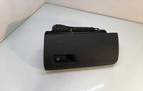 BMW 3 F30 F35 F31 Glove box 9228284