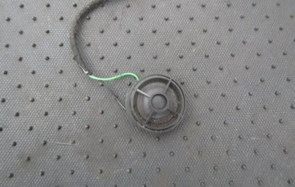 Audi A6 S6 C5 4B Front door speaker 4b0035399d