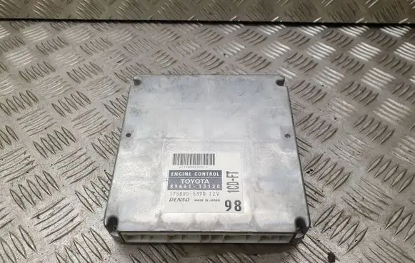 Toyota Corolla Verso E121 Engine control unit/module 8966113120