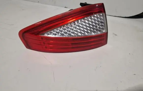Ford Mondeo MK IV Rear/tail lights