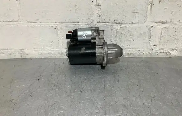 BMW 5 E60 E61 Starter motor