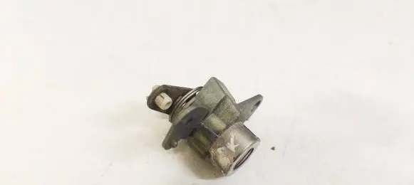 Hyundai Lantra I Front door lock (next to the handle) 