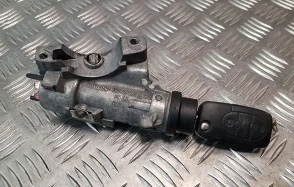 Audi A4 S4 B6 8E 8H Ignition lock 4B0905851G